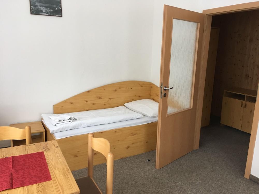 Hotel Tri Ruze Špindlerŭv Mlýn Kültér fotó