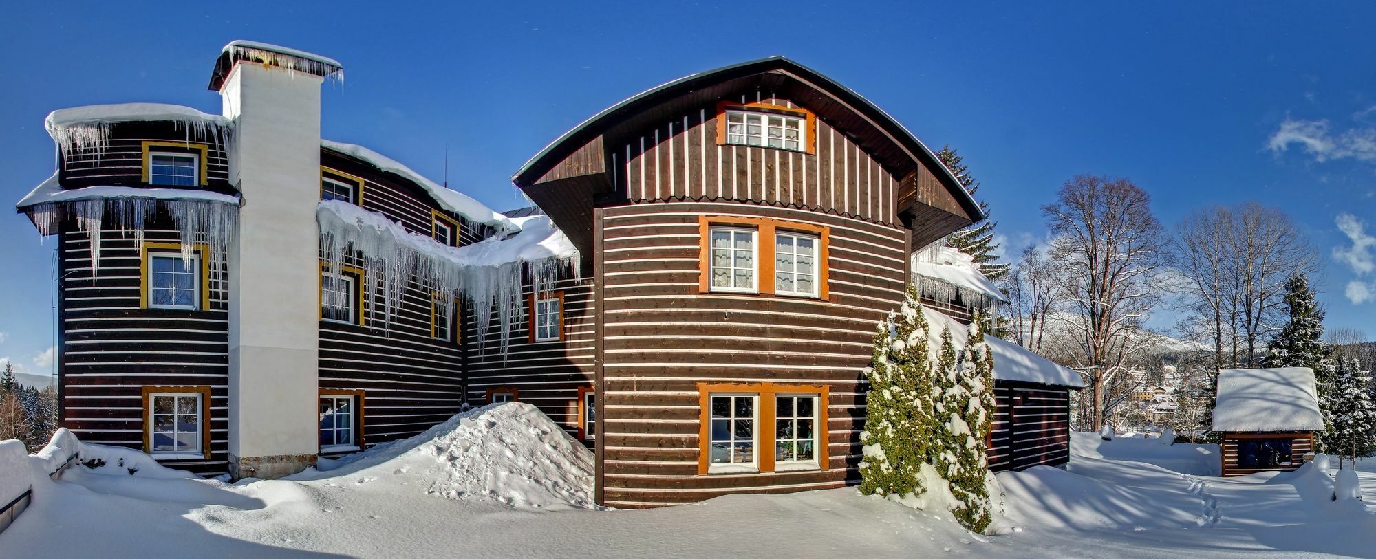 Hotel Tri Ruze Špindlerŭv Mlýn Kültér fotó